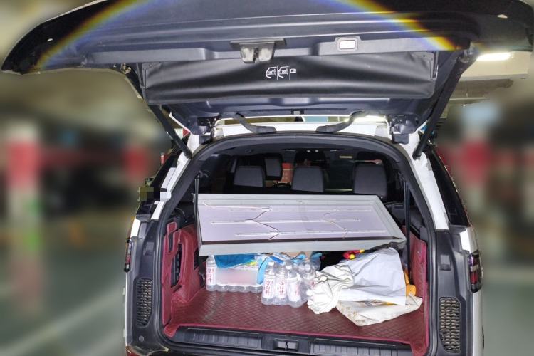 Used Land Rover Discovery 2020 3.0 SC V6 30th Anniversary Special Edition Trunk