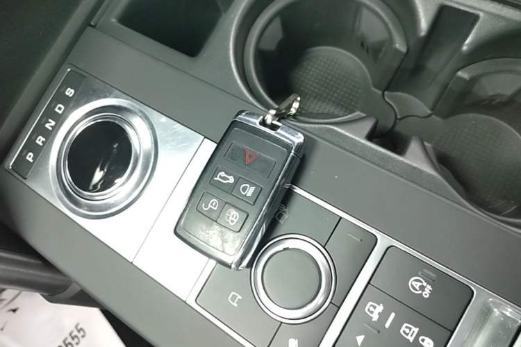 Used Land Rover Discovery 2020 2.0T 30th Anniversary Special Edition Vehicle Key