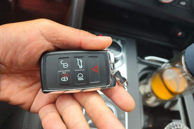 Used Land Rover Discovery 2020 2.0T 30th Anniversary Special Edition Vehicle Key