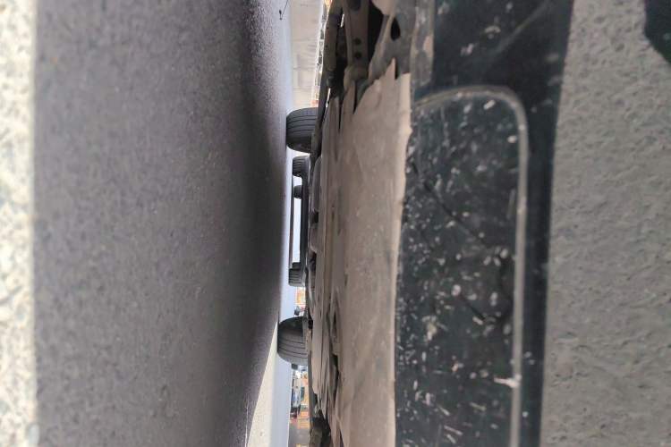 Used Land Rover Discovery 2021 360 PS R-Dynamic S Chassis Front