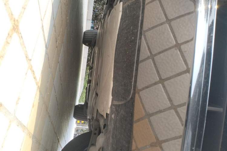 Used Land Rover Discovery 2021 360 PS R-Dynamic SE Chassis Front