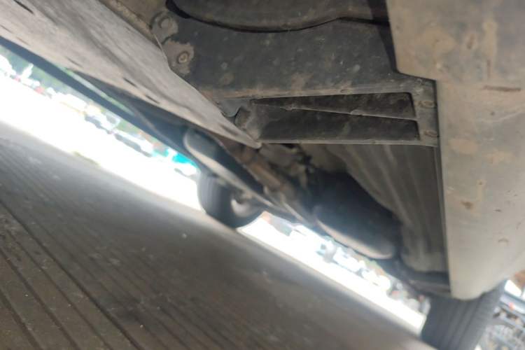 Used Land Rover Discovery 2021 300PS S Chassis Front Left