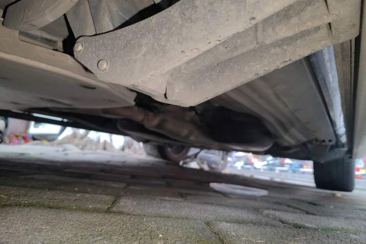 Used Land Rover Discovery 2021 360 PS R-Dynamic SE Chassis Front Left