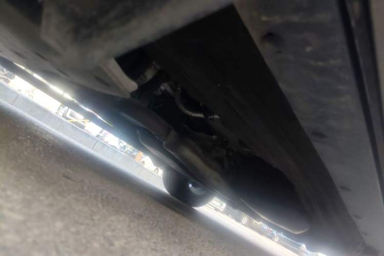 Used Land Rover Discovery 2021 360 PS R-Dynamic S Chassis Front Left