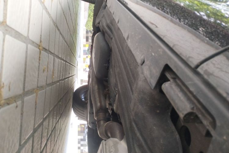 Used Land Rover Discovery 2021 360 PS R-Dynamic SE Chassis Front Right