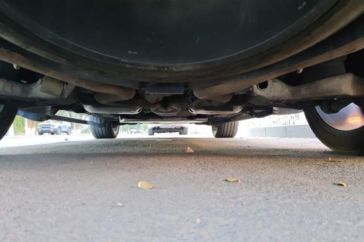 Used Land Rover Discovery 2021 360 PS R-Dynamic HSE Chassis Rear