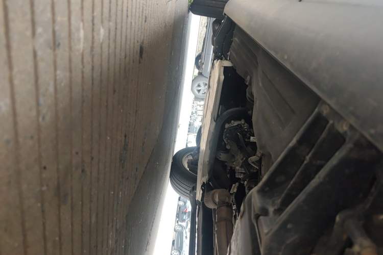 Used Land Rover Discovery 2021 300PS S Chassis Rear Left