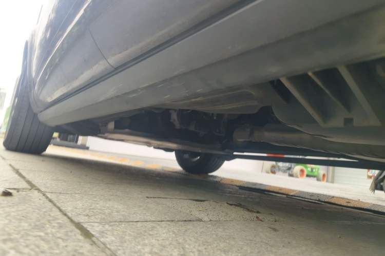 Used Land Rover Discovery 2021 360 PS R-Dynamic S Chassis Rear Left