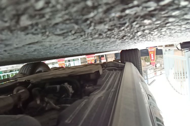 Used Land Rover Discovery 2021 360 PS R-Dynamic SE Chassis Rear Left
