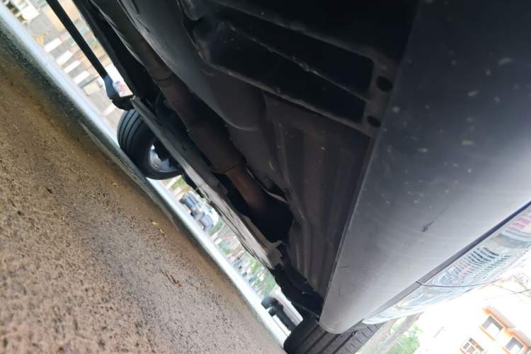 Used Land Rover Discovery 2021 360 PS R-Dynamic HSE Chassis Rear Right