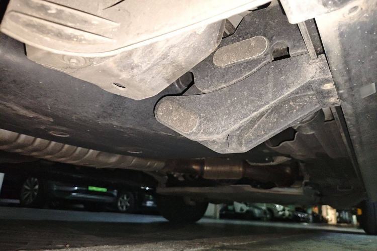 Used Land Rover Discovery 2021 360 PS R-Dynamic S Chassis Rear Right
