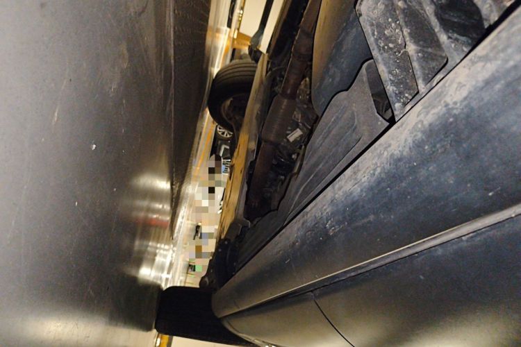 Used Land Rover Discovery 2021 300PS S Chassis Rear Right