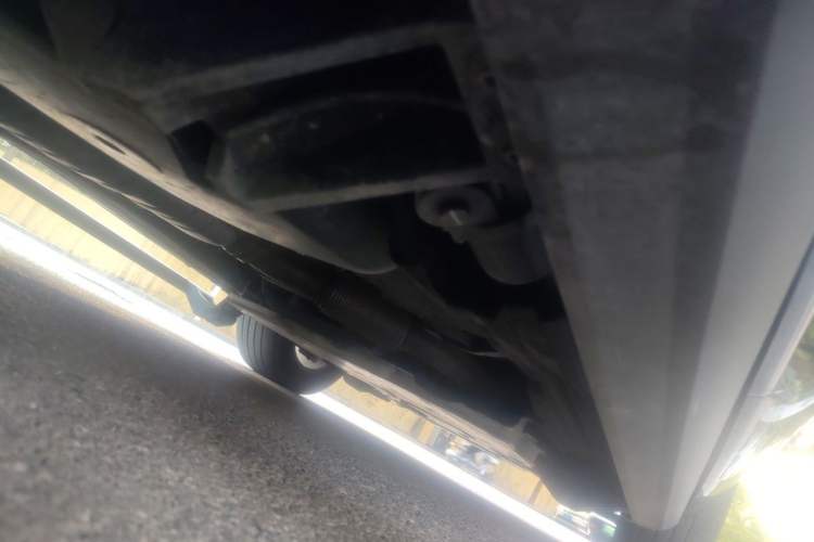 Used Land Rover Discovery 2021 360 PS R-Dynamic S Chassis Rear Right
