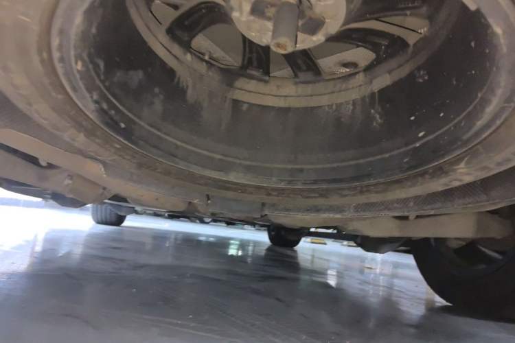 Used Land Rover Discovery 2021 360 PS R-Dynamic SE Chassis Rear
