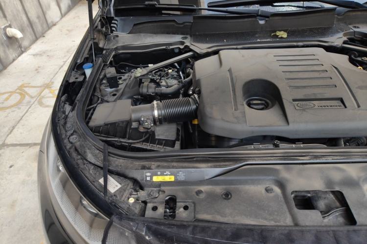 Used Land Rover Discovery 2021 360 PS R-Dynamic SE Engine Bay Right