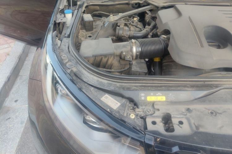 Used Land Rover Discovery 2021 360 PS R-Dynamic S Engine Bay Right