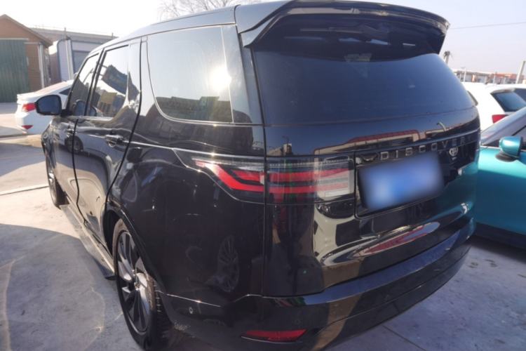 Used Land Rover Discovery 2021 360 PS R-Dynamic S Exterior 2
