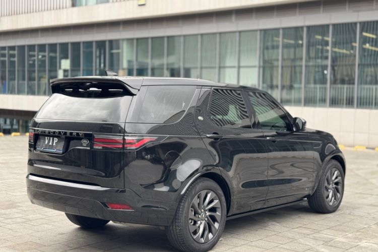 Used Land Rover Discovery 2021 360 PS R-Dynamic S Exterior 4