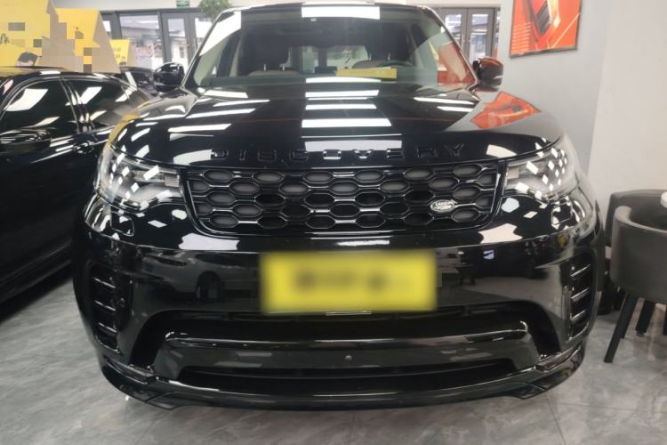 Used Land Rover Discovery 2021 360 PS R-Dynamic SE Front