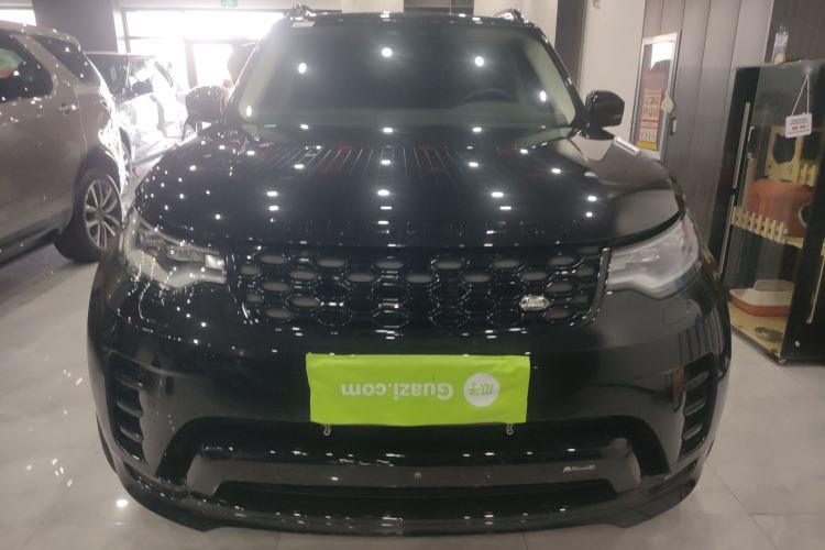 Used Land Rover Discovery 2021 360 PS R-Dynamic SE Front