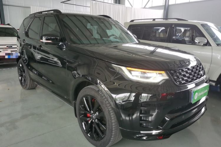 Used Land Rover Discovery 2021 360 PS R-Dynamic SE Front Right 45 Deg
