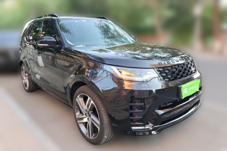 Used Land Rover Discovery 2021 360 PS R-Dynamic HSE Front Right 45 Deg
