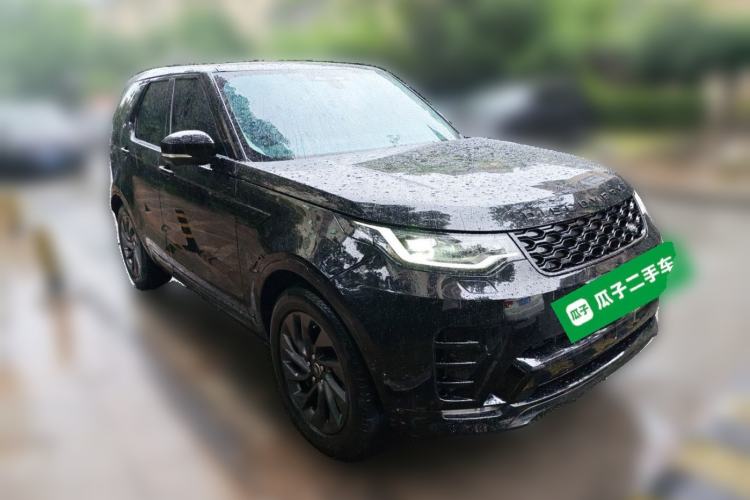 Used Land Rover Discovery 2021 360 PS R-Dynamic S Front Right 45 Deg