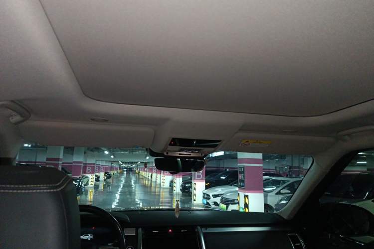 Used Land Rover Discovery 2021 360 PS R-Dynamic S Headliner