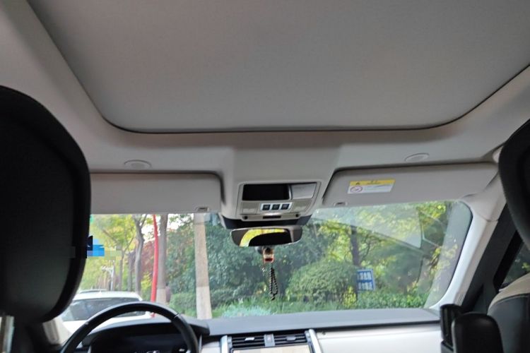 Used Land Rover Discovery 2021 360 PS R-Dynamic SE Headliner