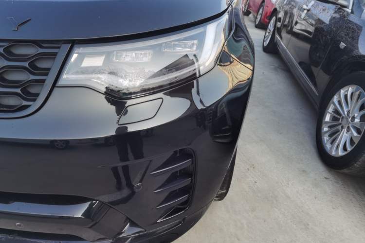 Used Land Rover Discovery 2021 360 PS R-Dynamic S Left Front Headlight