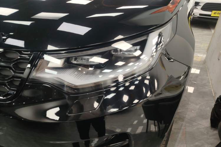 Used Land Rover Discovery 2021 360 PS R-Dynamic SE Left Front Headlight