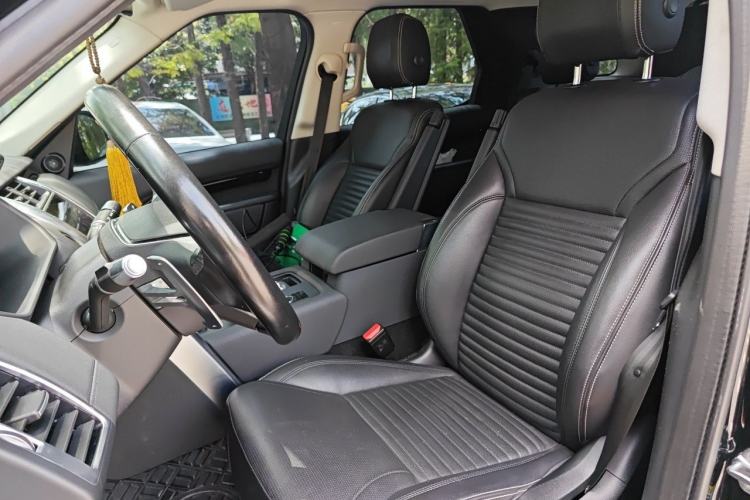 Used Land Rover Discovery 2021 300PS S Left Front Seat