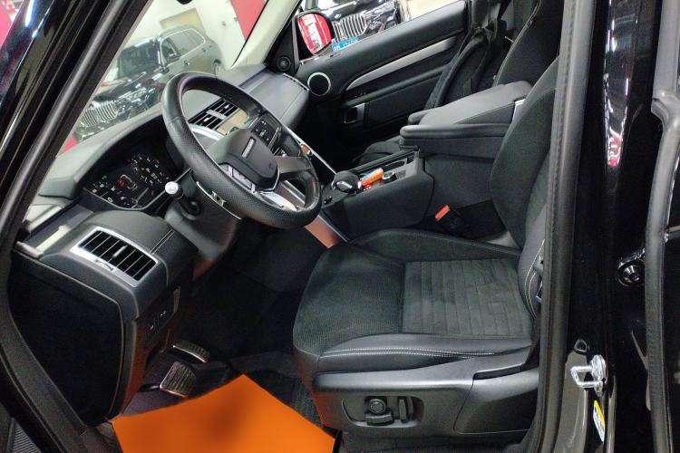 Used Land Rover Discovery 2021 360 PS R-Dynamic SE Left Front Seat