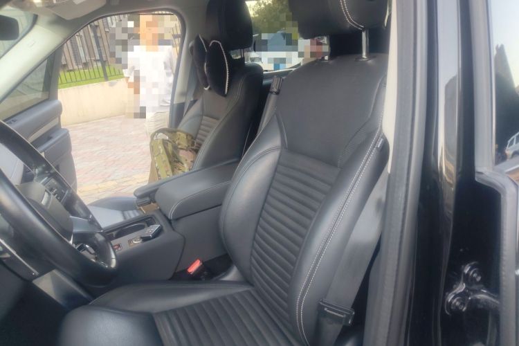 Used Land Rover Discovery 2021 360 PS R-Dynamic S Left Front Seat