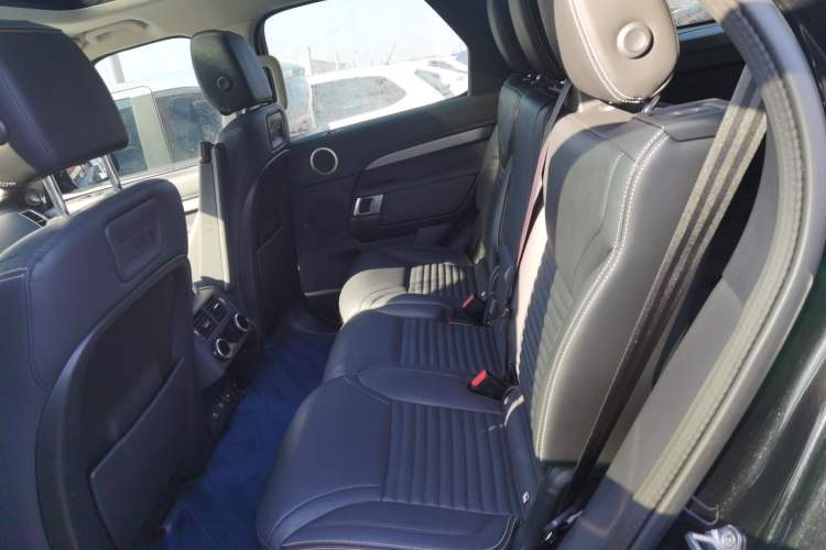 Used Land Rover Discovery 2021 360 PS R-Dynamic S Left Rear Seat