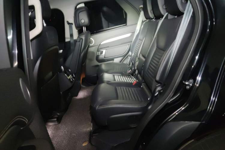 Used Land Rover Discovery 2021 360 PS R-Dynamic SE Left Rear Seat