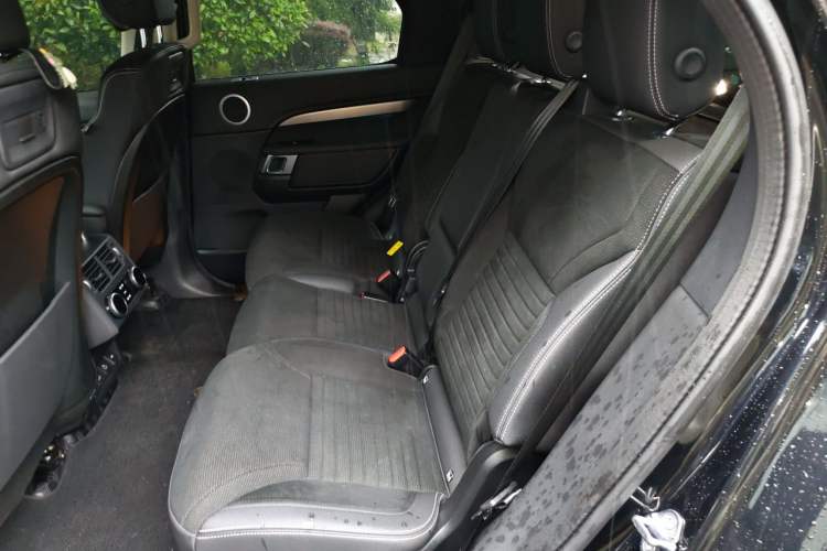 Used Land Rover Discovery 2021 360 PS R-Dynamic S Left Rear Seat