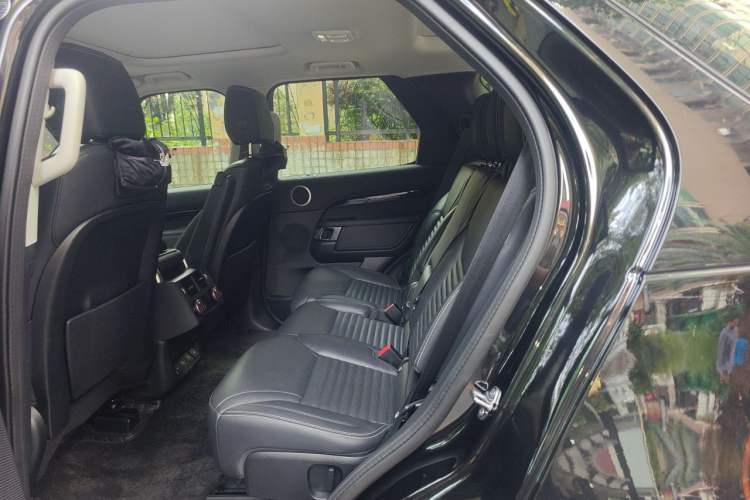 Used Land Rover Discovery 2021 300PS S Left Rear Seat