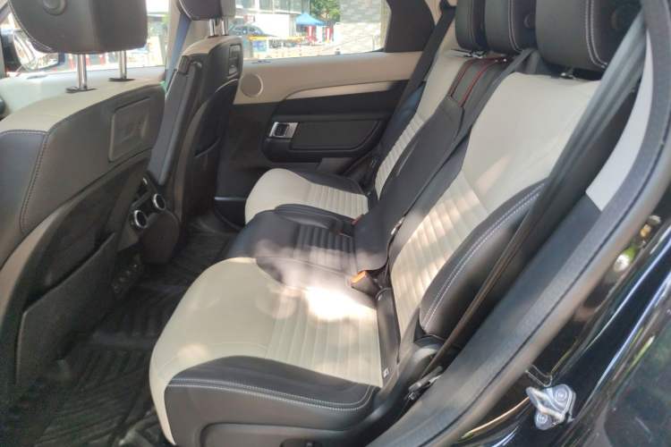 Used Land Rover Discovery 2021 360 PS R-Dynamic S Left Rear Seat