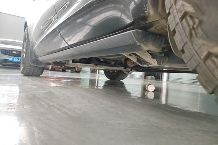 Used Land Rover Discovery 2021 360 PS R-Dynamic SE Left Side Sill