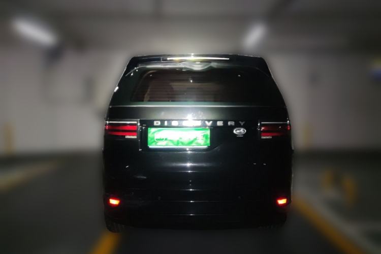 Used Land Rover Discovery 2021 360 PS R-Dynamic SE Rear