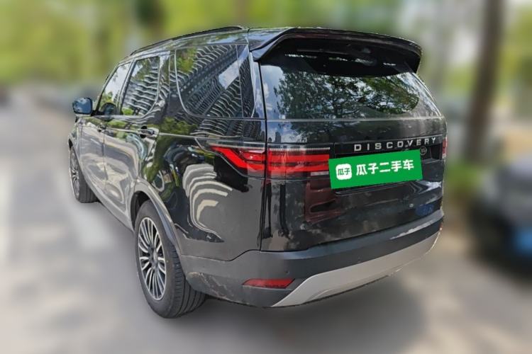 Used Land Rover Discovery 2021 300PS S Rear Left 45 Deg
