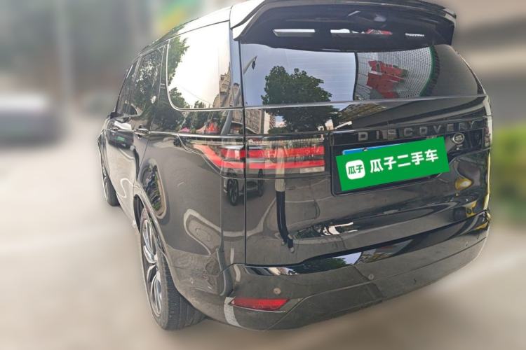 Used Land Rover Discovery 2021 360 PS R-Dynamic SE Rear Left 45 Deg