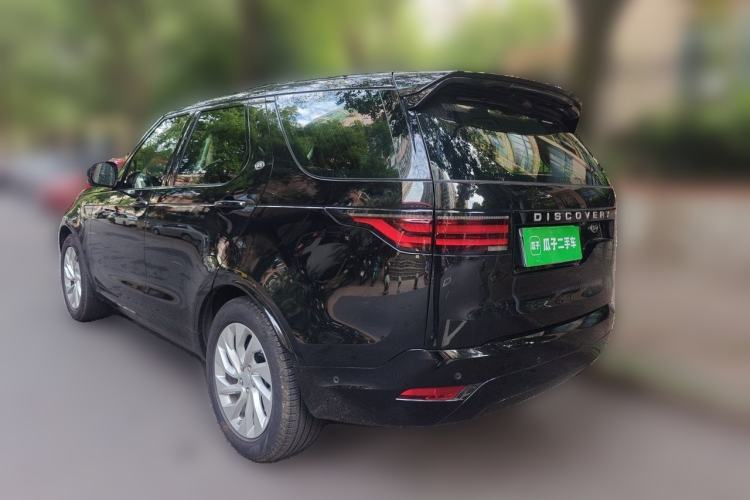 Used Land Rover Discovery 2021 300PS S Rear Left 45 Deg