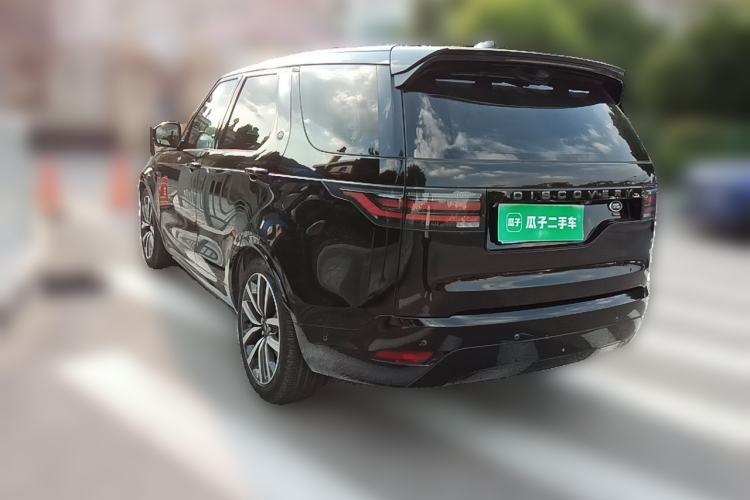 Used Land Rover Discovery 2021 360 PS R-Dynamic SE Rear Left 45 Deg