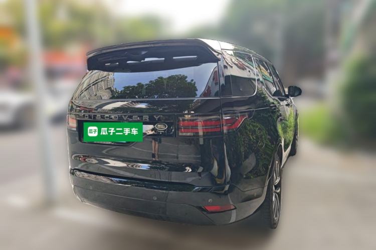 Used Land Rover Discovery 2021 360 PS R-Dynamic SE Rear Right 45 Deg