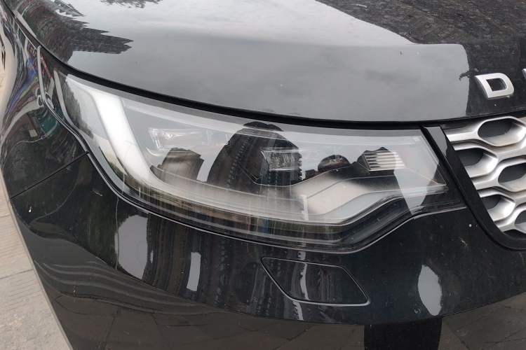 Used Land Rover Discovery 2021 300PS S Right Front Headlight