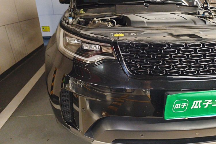 Used Land Rover Discovery 2021 300PS S Right Front Headlight