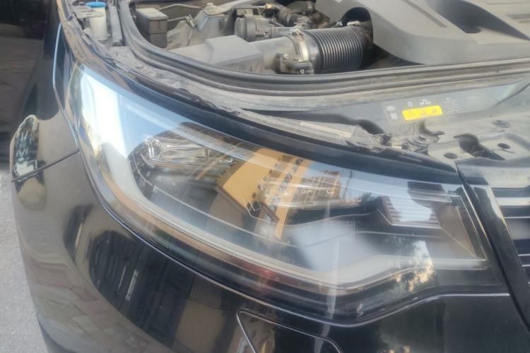 Used Land Rover Discovery 2021 360 PS R-Dynamic S Right Front Headlight