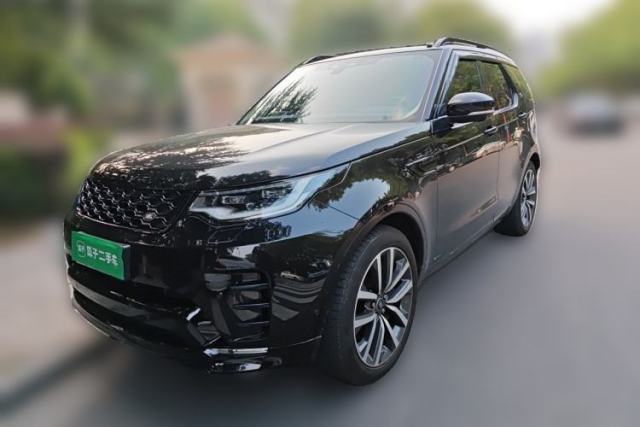 Ojetý Land Rover Discovery 2021 360 PS R-Dynamic SE